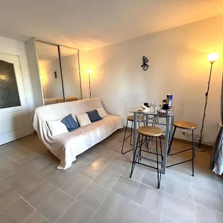 2 Pers A Port Frejus, Proche Plage, Internet Inclus - Fr-1-226a-168 Apartment *