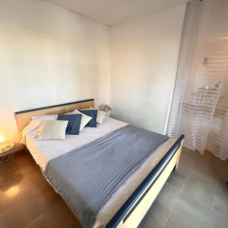 2 Pers A Port Frejus, Proche Plage, Internet Inclus - Fr-1-226a-168 *